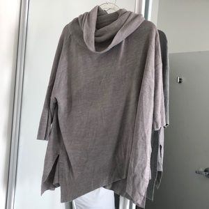Sweet Romeo Cowl neck sweater (M, grey/beige)